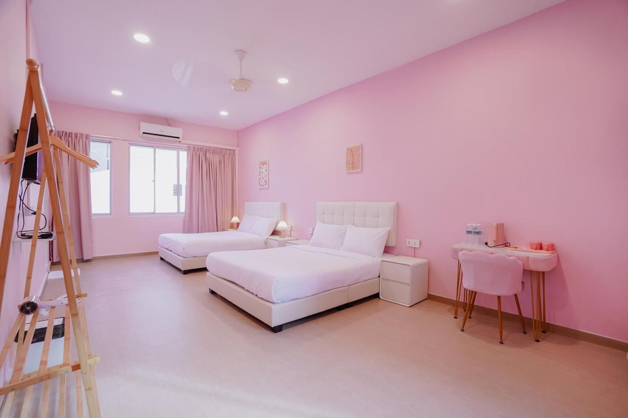 Pink Cabana Hotel Джорджтаун Экстерьер фото